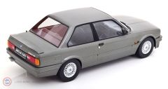 1:18 KK Scale 1989 BMW 320iS E30 Italo M3