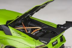 1:18 Autoart Liberty Walk LB Works Lamborghini Aventador Yeşil