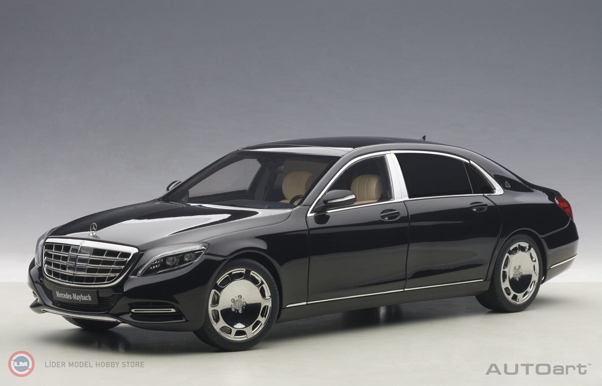 1:18 2016 Mercedes Benz S Class S600 Maybach
