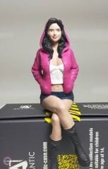 1:18 Atlantic Diorama Figür 18022 - Mathilda