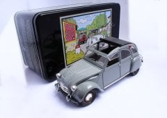 1:17 1966 Citroen 2 CV Open Roof