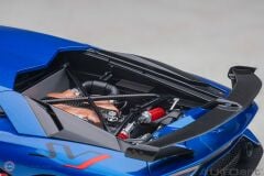 1:18 2019 Lamborghini Aventador SVJ (Blu Nethuns)