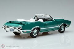 1:18 1972 Oldsmobile 442 W-30 CABRIOLET 