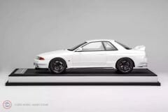 1:18 Motorhelix 1991 Nissan Skyline GT-R (R32) Customized Version