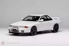 1:18 Motorhelix 1991 Nissan Skyline GT-R (R32) Customized Version