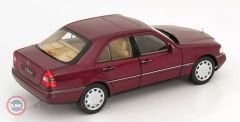 1:18 1993 Mercedes Benz C-Klasse W202 Limousine