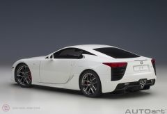 1:18 2010 Lexus LFA Beyaz
