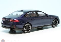 1:43 Minichamps 2023 BMW I5