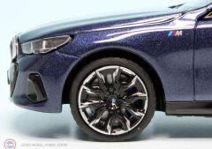 1:43 Minichamps 2023 BMW I5