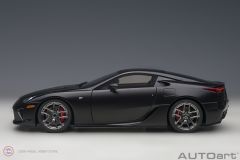 1:18 2010 Lexus LFA Siyah