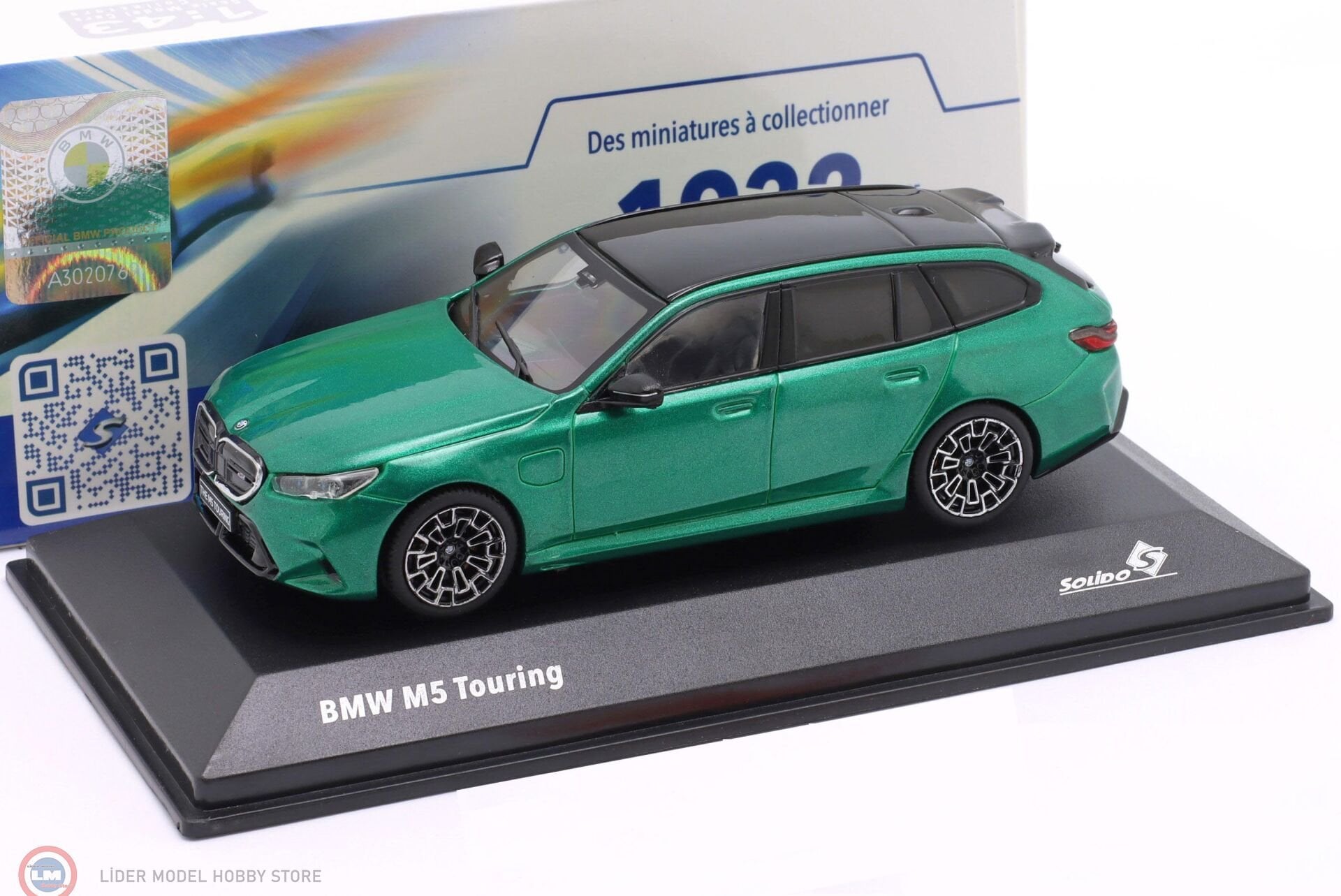 1:43 Solido 2024 BMW M5 Touring (G99) - Isle of Man green metallic
