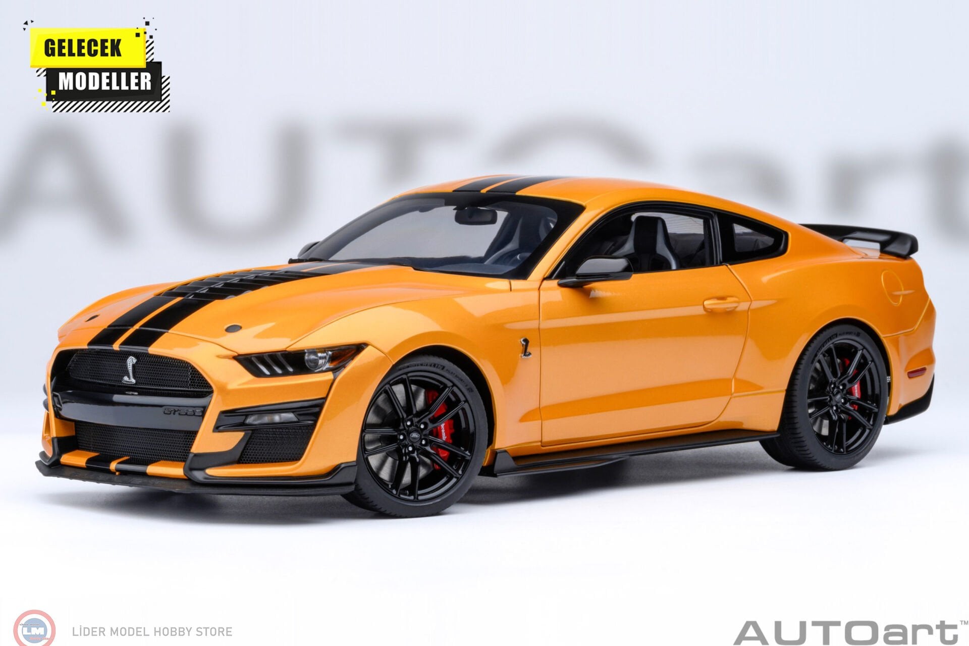 1:18 Autoart 2023 Ford Mustang Shelby GT500 - Cyber Orange