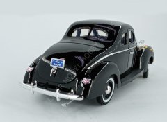 1:18 1940 Ford Deluxe