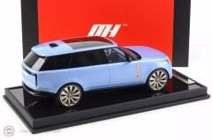 1:18 Motorhelix 2022 Range Rover SV AUTOBIOGRAPHY - Premium Genesis Extended