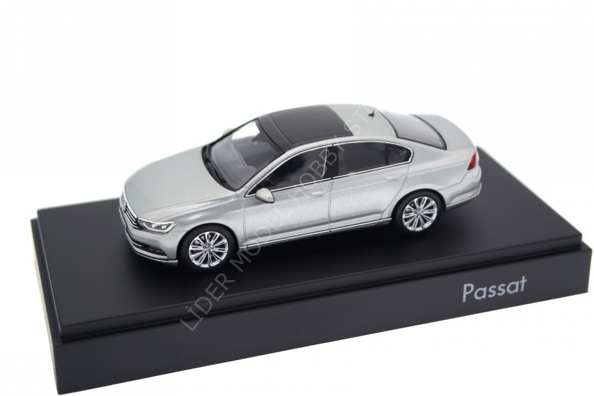 1:43 2015 Volkswagen Passat B8 Limousine Highline