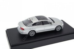 1:43 2015 Volkswagen Passat B8 Limousine Highline