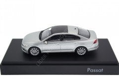 1:43 2015 Volkswagen Passat B8 Limousine Highline