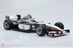 1:18 Minichamps 1998 McLaren Mercedes MP413 #8 Mika Hakkinen World Champion Formula 1