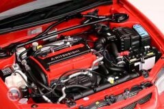1:18 Motorhelix 1999 Mitsubishi Lancer Evolution IV WITH ENGINE AND ACCESSORIES
