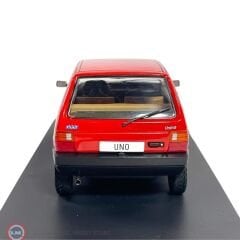 1:24 WhiteBox 1983 Fiat Uno