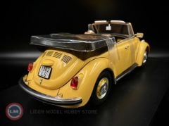 1:18 Revell 1970 Volkswagen Beetle 1302 LS Cabriolet