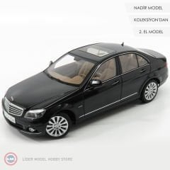 1:18 Autoart  2007 Mercedes Benz C Class Elegance