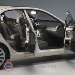 1:18 2007 Mercedes Benz C Class Elegance W204