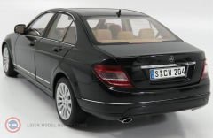1:18 Autoart  2007 Mercedes Benz C Class Elegance