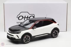 1:18 OTTO 2021 Opel Mokka-E GS Line G20 Jade White