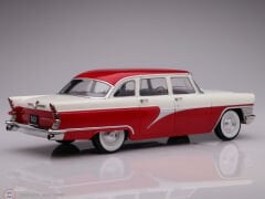 KUSURLU 1:18 Triple9 1959 GAZ 13 Seagull Chaika