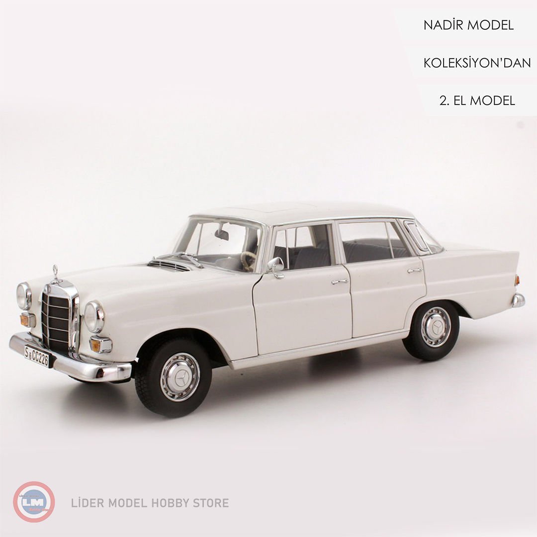 1:18 Norev 1965 Mercedes Benz 200 W110