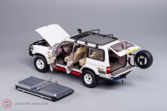1:18 Keng Fai 1990 Toyota Land Cruiser with Roof Pack