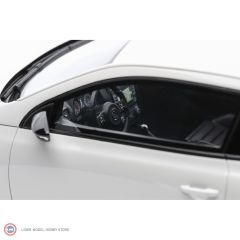 1:18 OTTO 2008 Volkswagen Scirocco 3 R Phase 1 Candy White