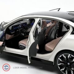 1:18 Minichamps 2023 BMW 5-SERIES i5 (G60)