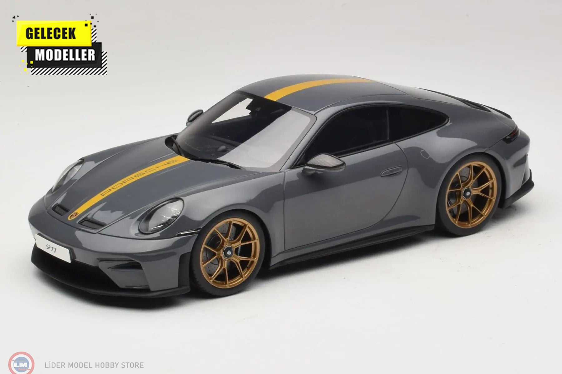 1:18 GT Spirit 2025 Porsche 911 992.2 GT3 Touring
