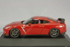 1:43 2014 Nissan GT-R
