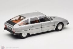 1:18 Norev 1976 Citroën CX 2200 Pallas