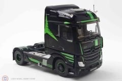 1:24 Solido 2021 Mercedes Benz Actros R5 Italian Collection SZM