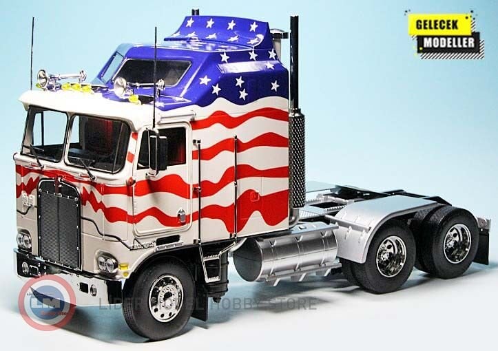 1:18 Road King 1976 Kenworth  K100 Aerodyne Stars & Stripes