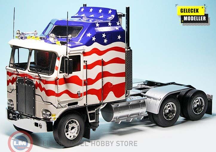 1:18 Road King 1976 Kenworth  K100 Aerodyne Stars & Stripes