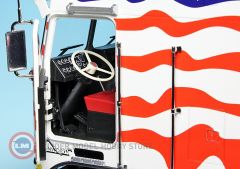 1:18 Road King 1976 Kenworth  K100 Aerodyne Stars & Stripes