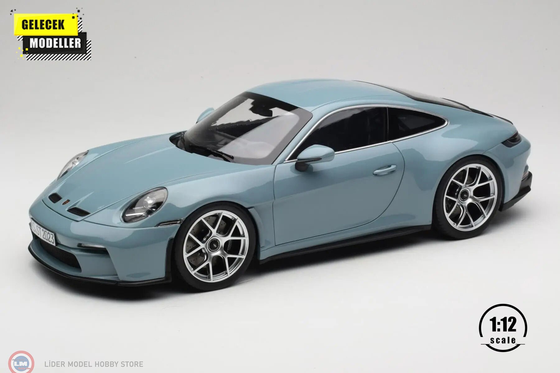 1:12 Norev 2023 Porsche 992 S/T - Meissenblue