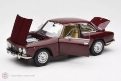 1:18 Norev 1973 Alfa Romeo 2000 GTV