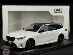 1:18 Solido 2025 BMW M5 TOURING (G99)– Alpine White