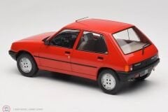 1:18 MCG 1984 Peugeot 205
