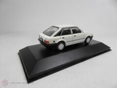 1:43 1988 Ford Escort GL