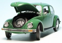 1:18 1983 Volkswagen Beetle 1200