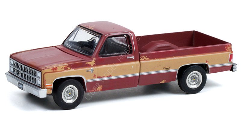 1:64 1983 Chevrolet Silverado C-10