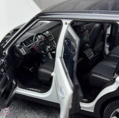 1:18 LCD Model 2020 Range Rover SUV AUTOBIOGRAPHY DYNAMIC