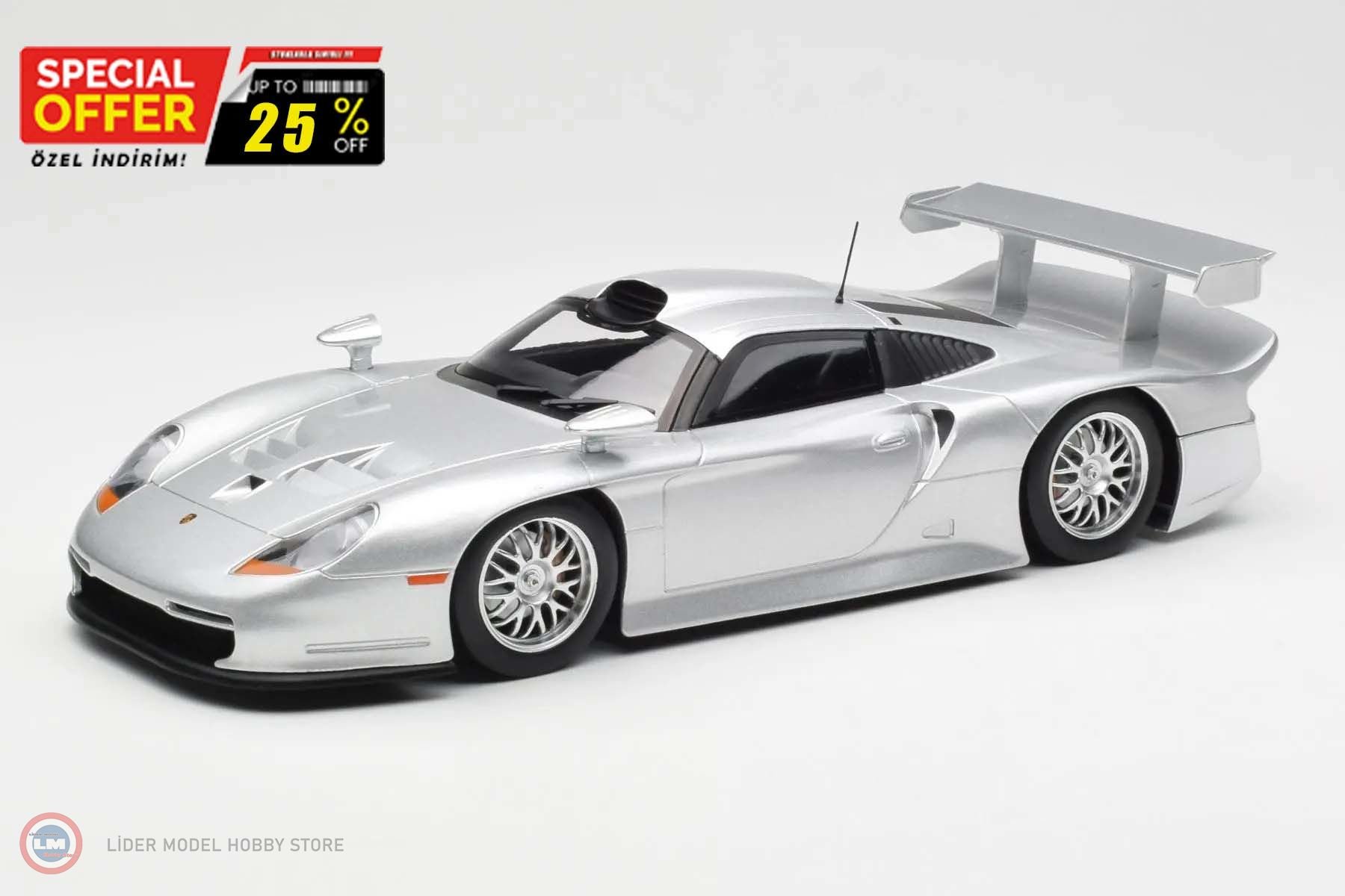 1:18 1997 Porsche 911 GT1 Street Version